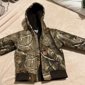 Carhartt kids camo jacket size 6